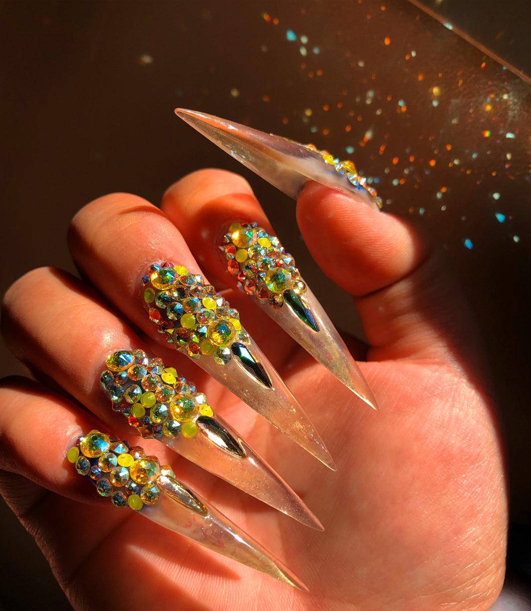 10+ Beautiful  Acrylic Nails To Stand Out From The Crowd