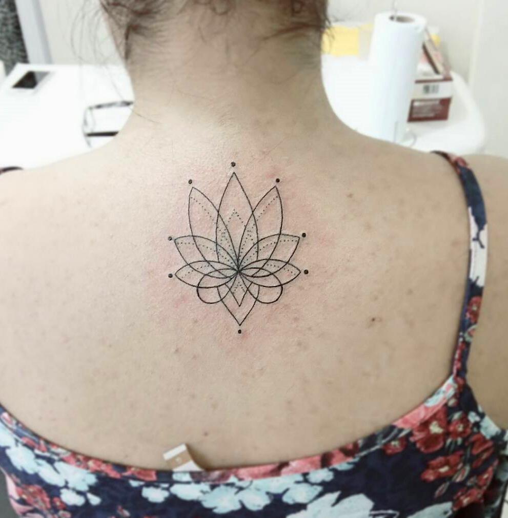 Tattoo, cool tattoo ideas, tattoo design, cat tattoo, flower tattoo, wrist tattoo, floral tattoo