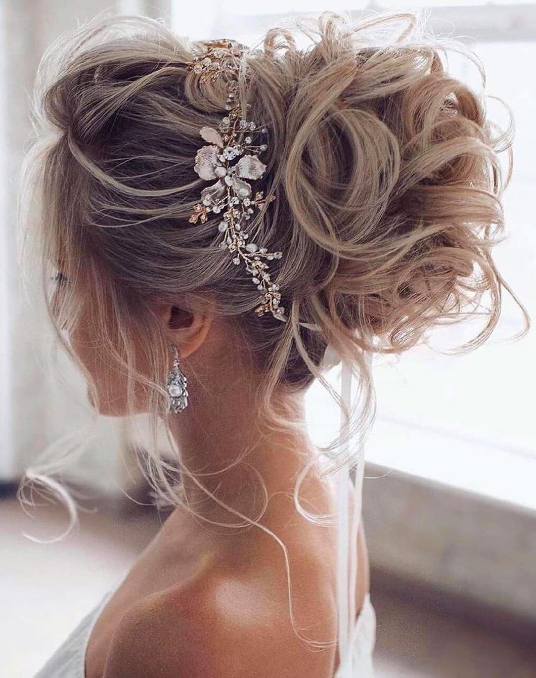 Elegant Prom Updo Wedding Hairstyles for Medium length Hair and Long Hair; Trending wedding hairstyles in 2019; updos;