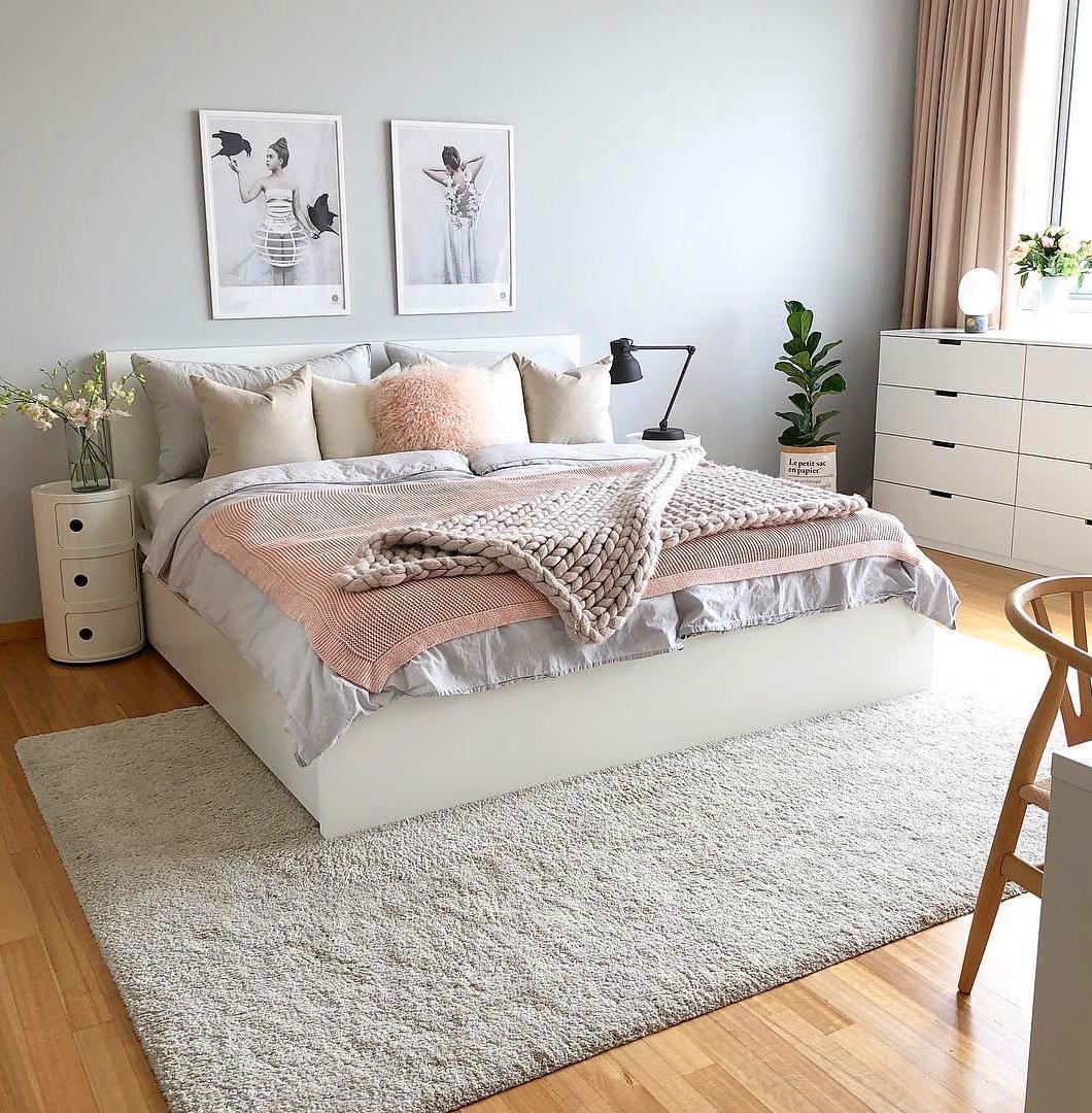 60 Creative Master Bedroom Design Ideas #bedroom #masterbedroom #sittingarea #homedecor #interiordesign #decorhomeideas