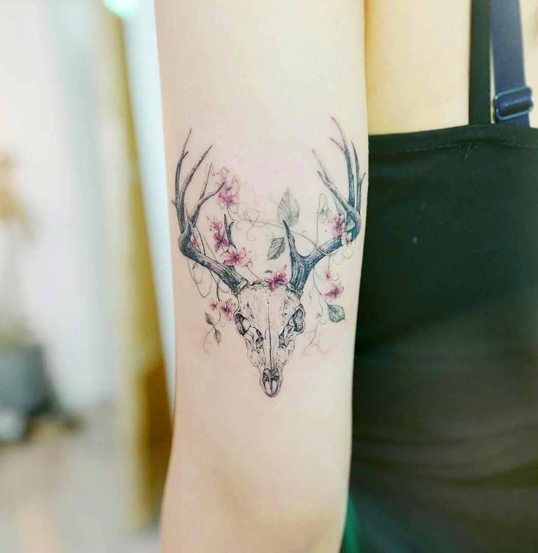 80 Gorgeous Looking Watercolor Tattoo Ideas