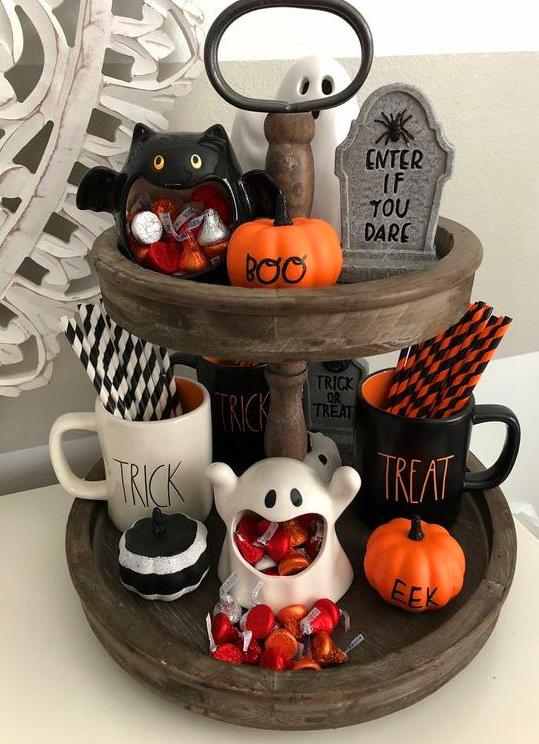 75+ Ways To Decorate Your Tiered Tray For Halloween