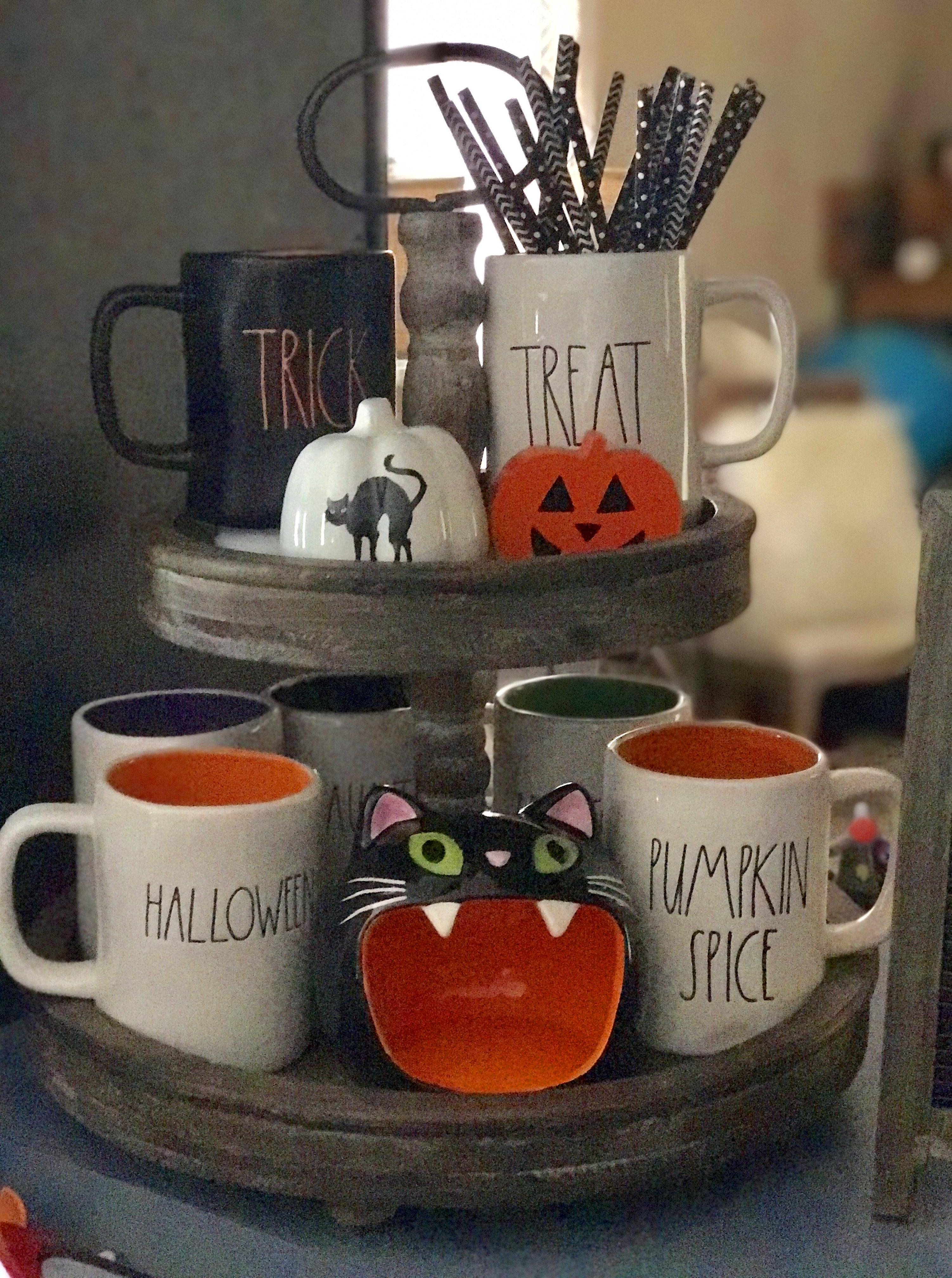 75+ Ways To Decorate Your Tiered Tray For Halloween