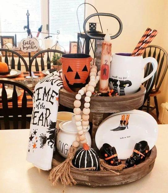 75+ Ways To Decorate Your Tiered Tray For Halloween