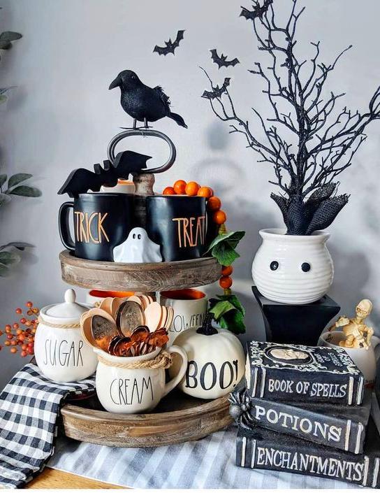 75+ Ways To Decorate Your Tiered Tray For Halloween