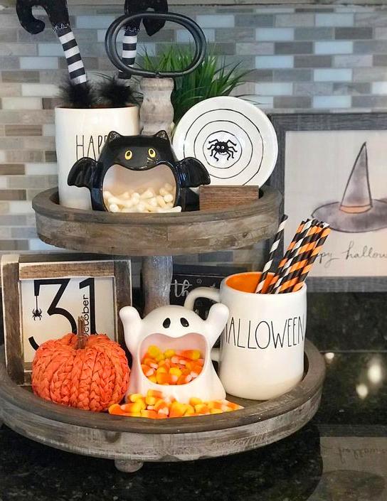 75+ Ways To Decorate Your Tiered Tray For Halloween