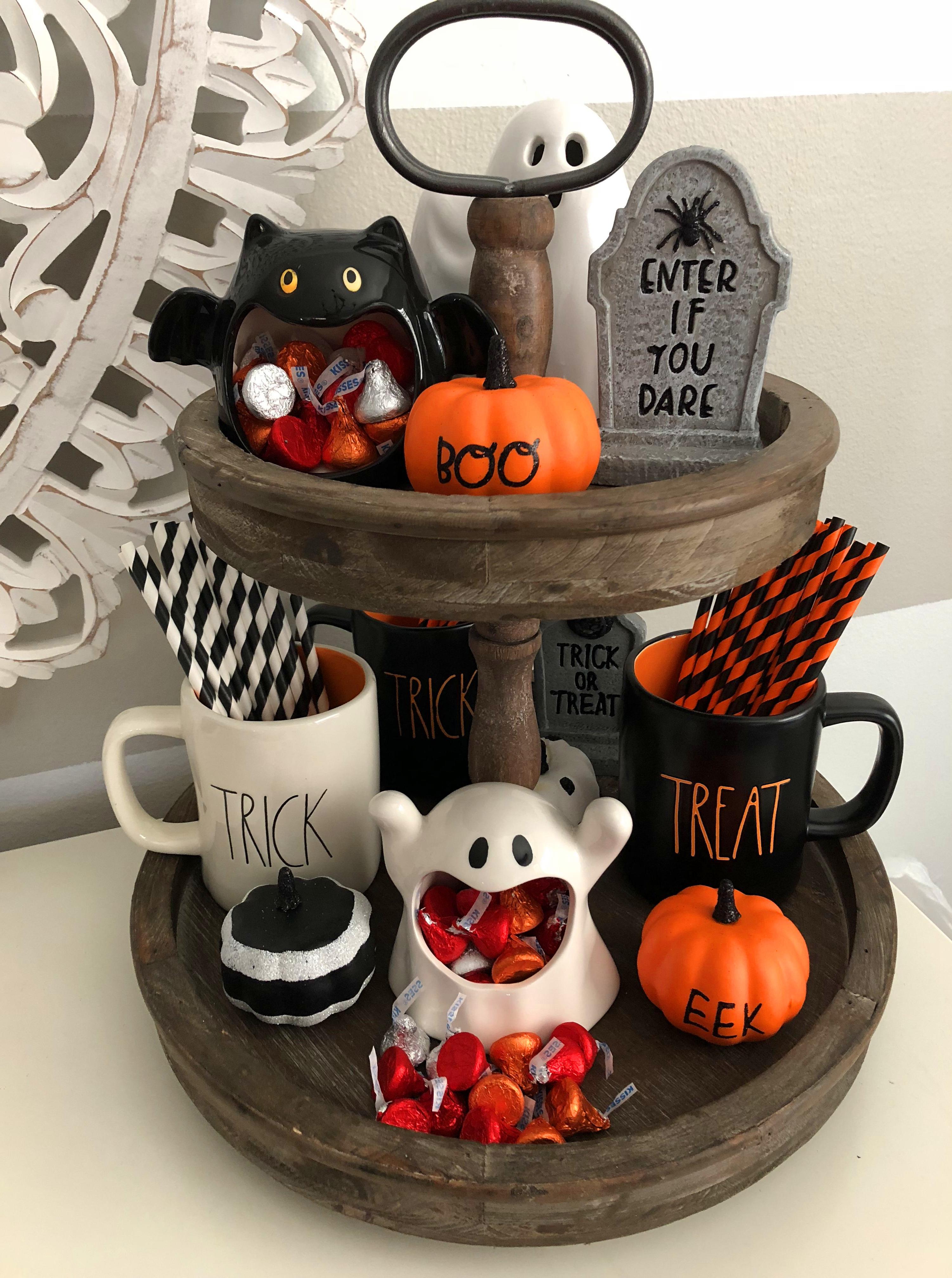 75+ Ways To Decorate Your Tiered Tray For Halloween