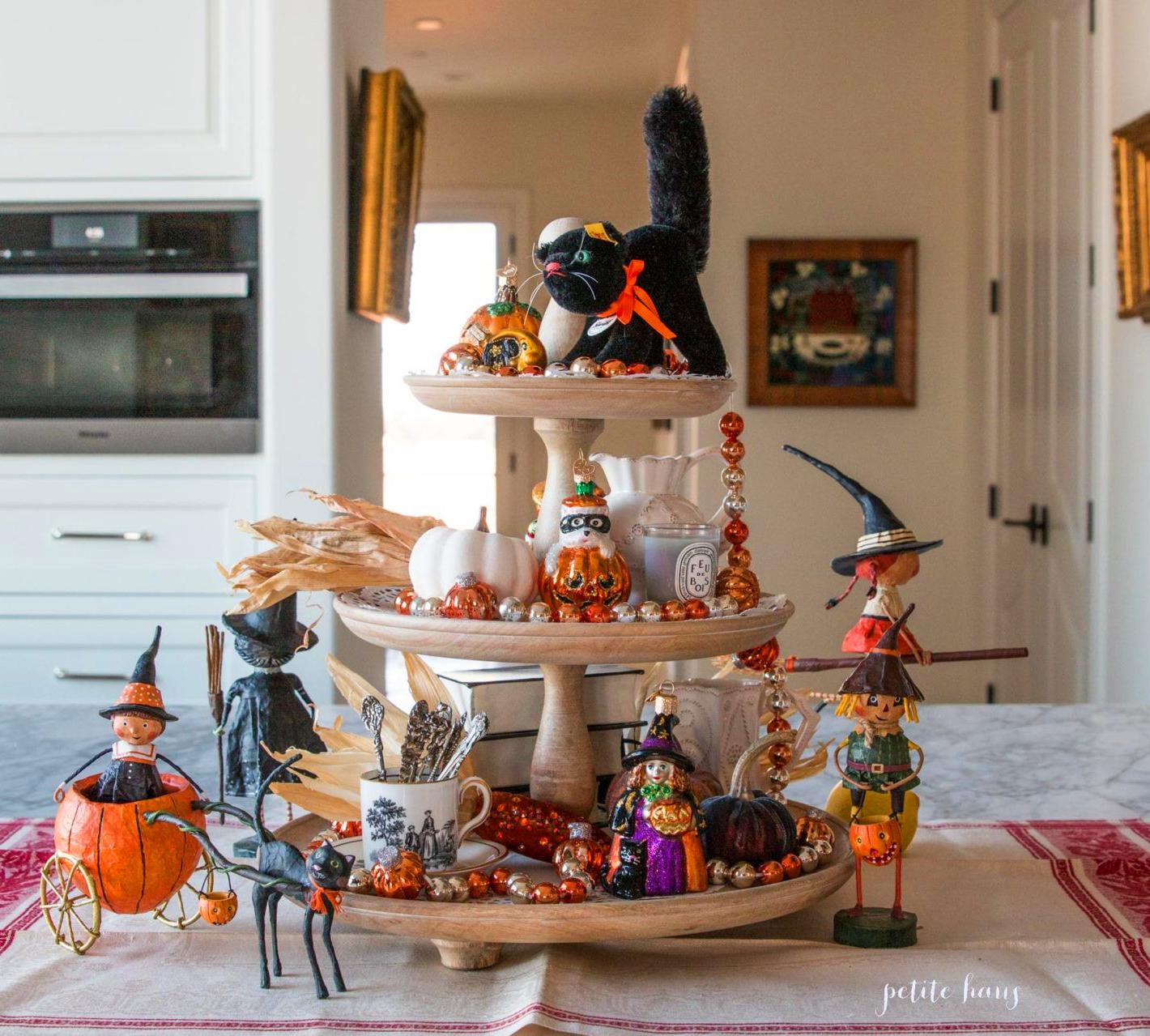 75+ Ways To Decorate Your Tiered Tray For Halloween