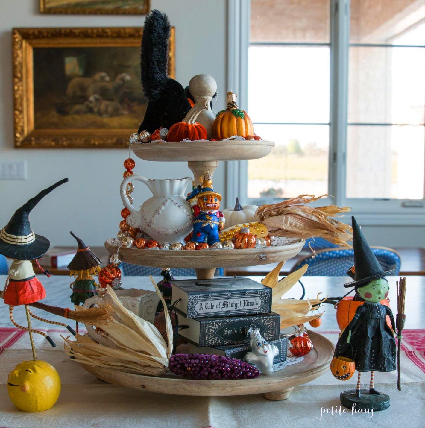 75+ Ways To Decorate Your Tiered Tray For Halloween