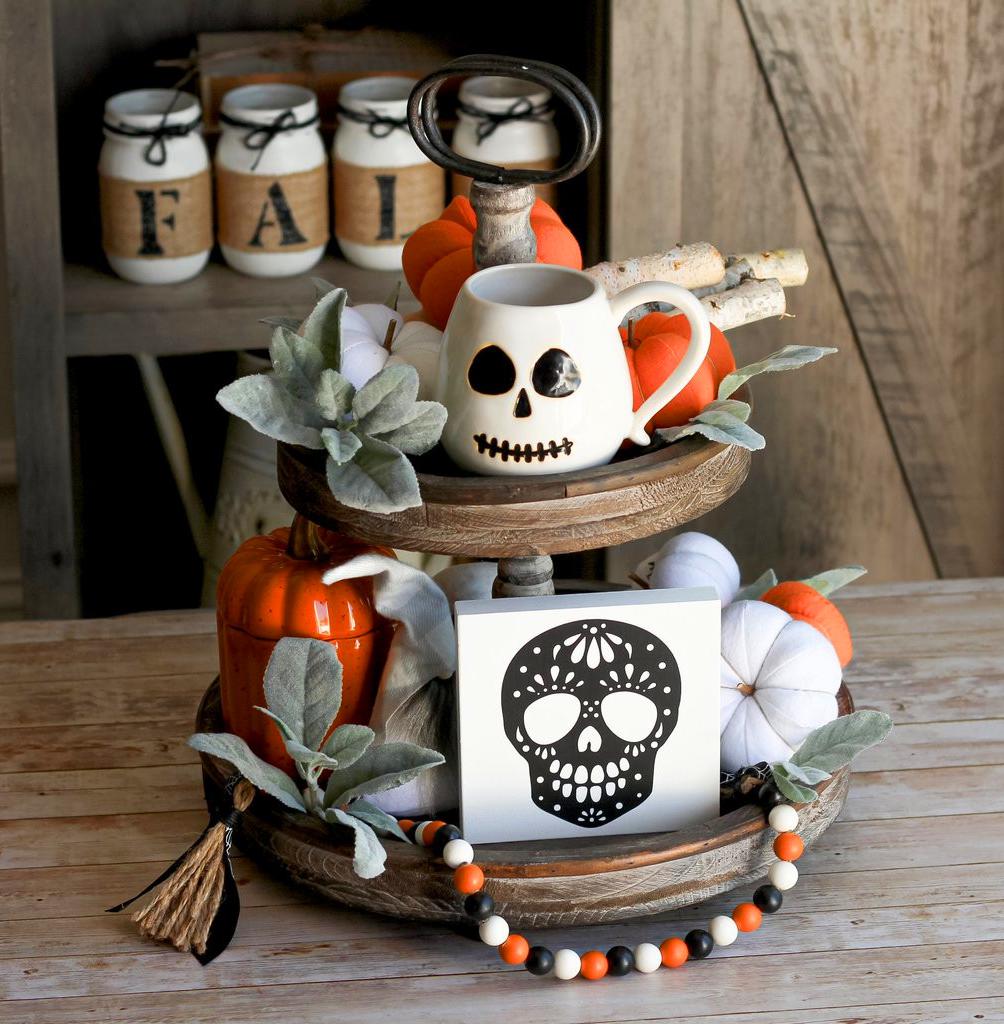 75+ Ways To Decorate Your Tiered Tray For Halloween