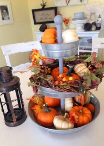 75+ Ways To Decorate Your Tiered Tray For Halloween