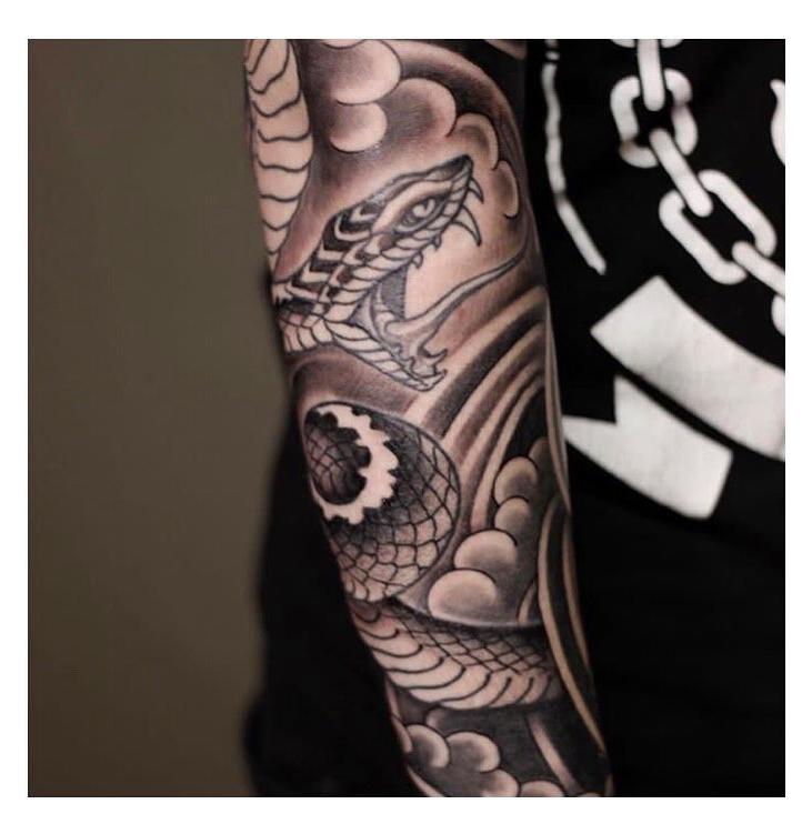 85+ Fascinating Sleeve Tattoos Design Ideas For Men and Women #SleeveTattoos #TattoosWomen #TattoosMen