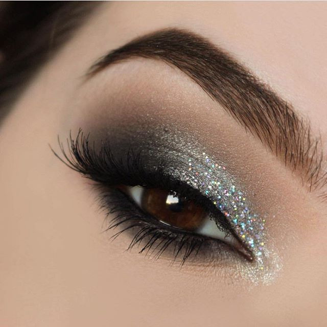 50 Beautiful Eye Makeup Ideas For The Prom Party