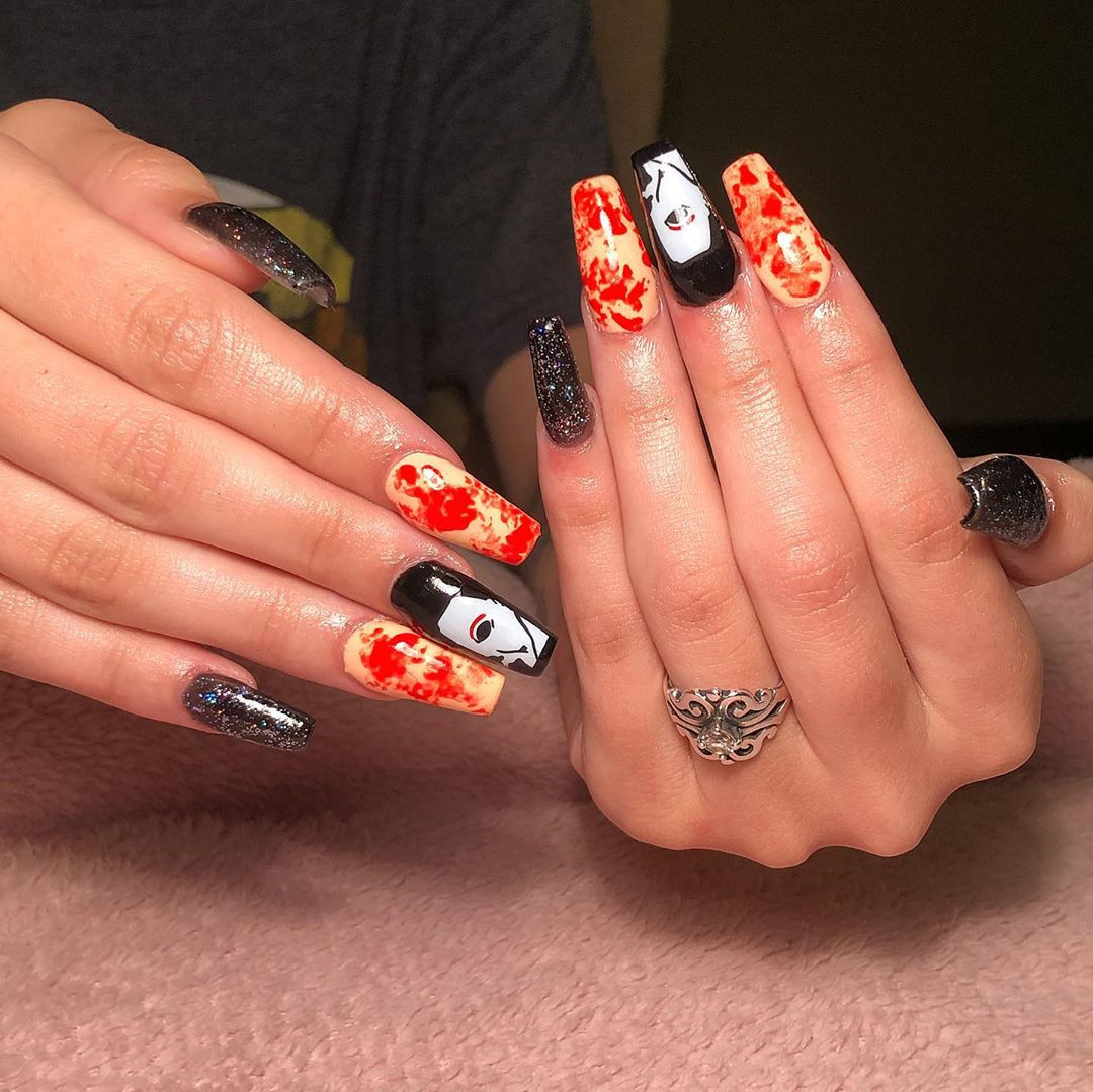 55 Amazing Halloween Nail Art Ideas #Halloween #HalloweenNail