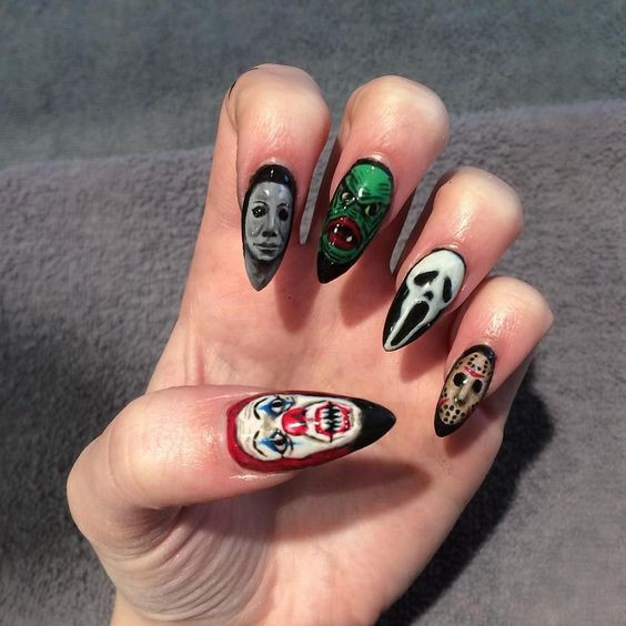 55 Amazing Halloween Nail Art Ideas #Halloween #HalloweenNail