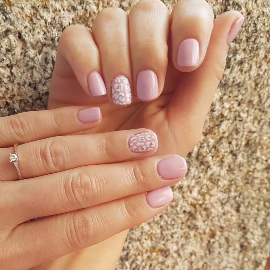 52 Gorgeous Nail Art Designs Ideas For Short Nails #Nails #ShortNails