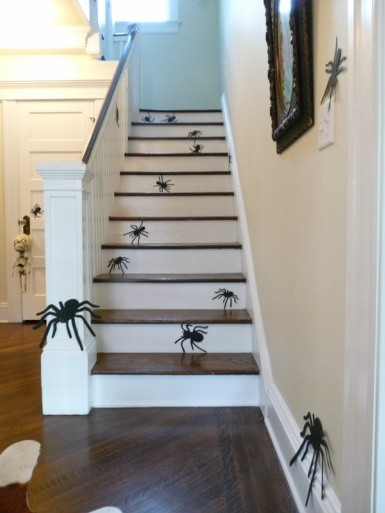 55 Easy DIY Halloween Decorations That Are Wickedly Creative