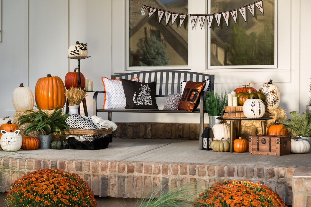 55 Easy DIY Halloween Decorations That Are Wickedly Creative