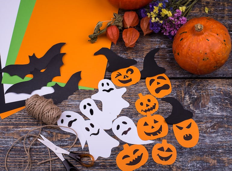 55 Easy DIY Halloween Decorations That Are Wickedly Creative