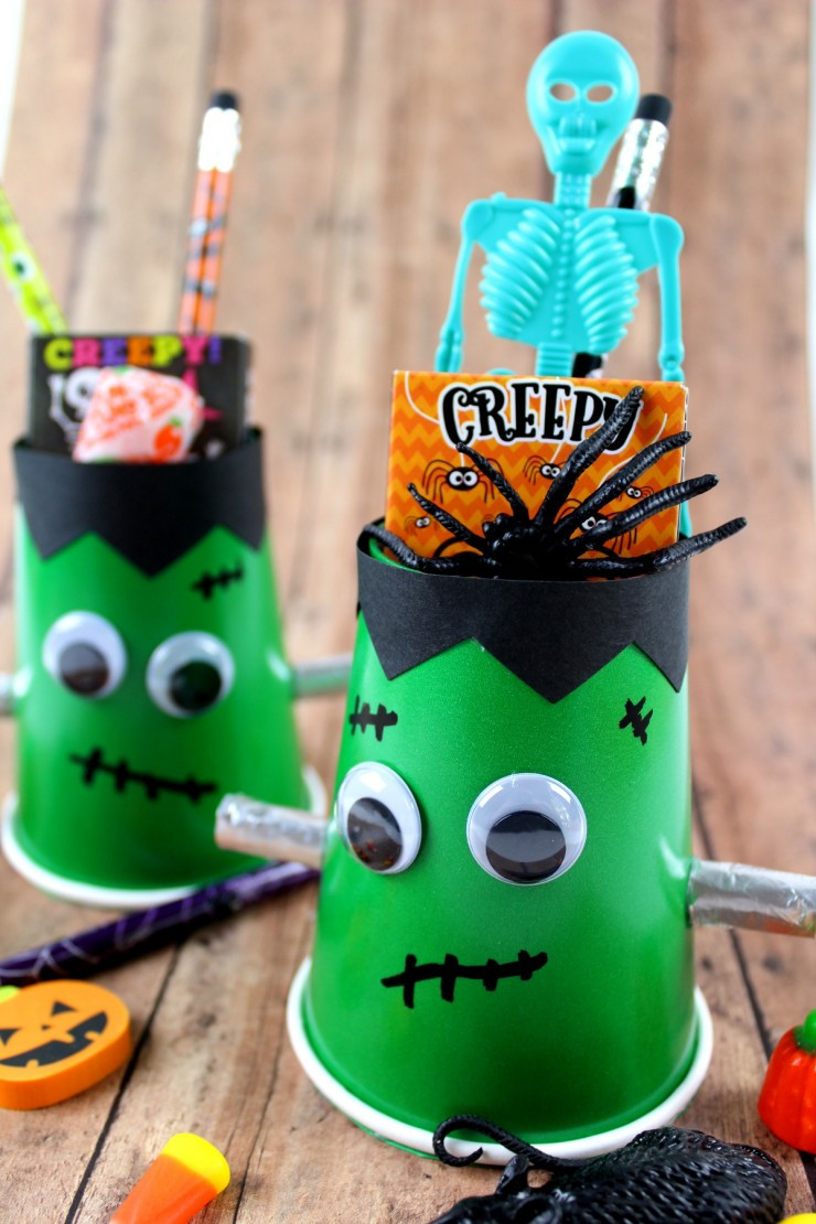 55 Easy DIY Halloween Decorations That Are Wickedly Creative