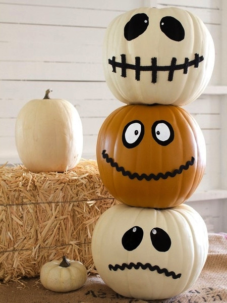 55 Easy DIY Halloween Decorations That Are Wickedly Creative