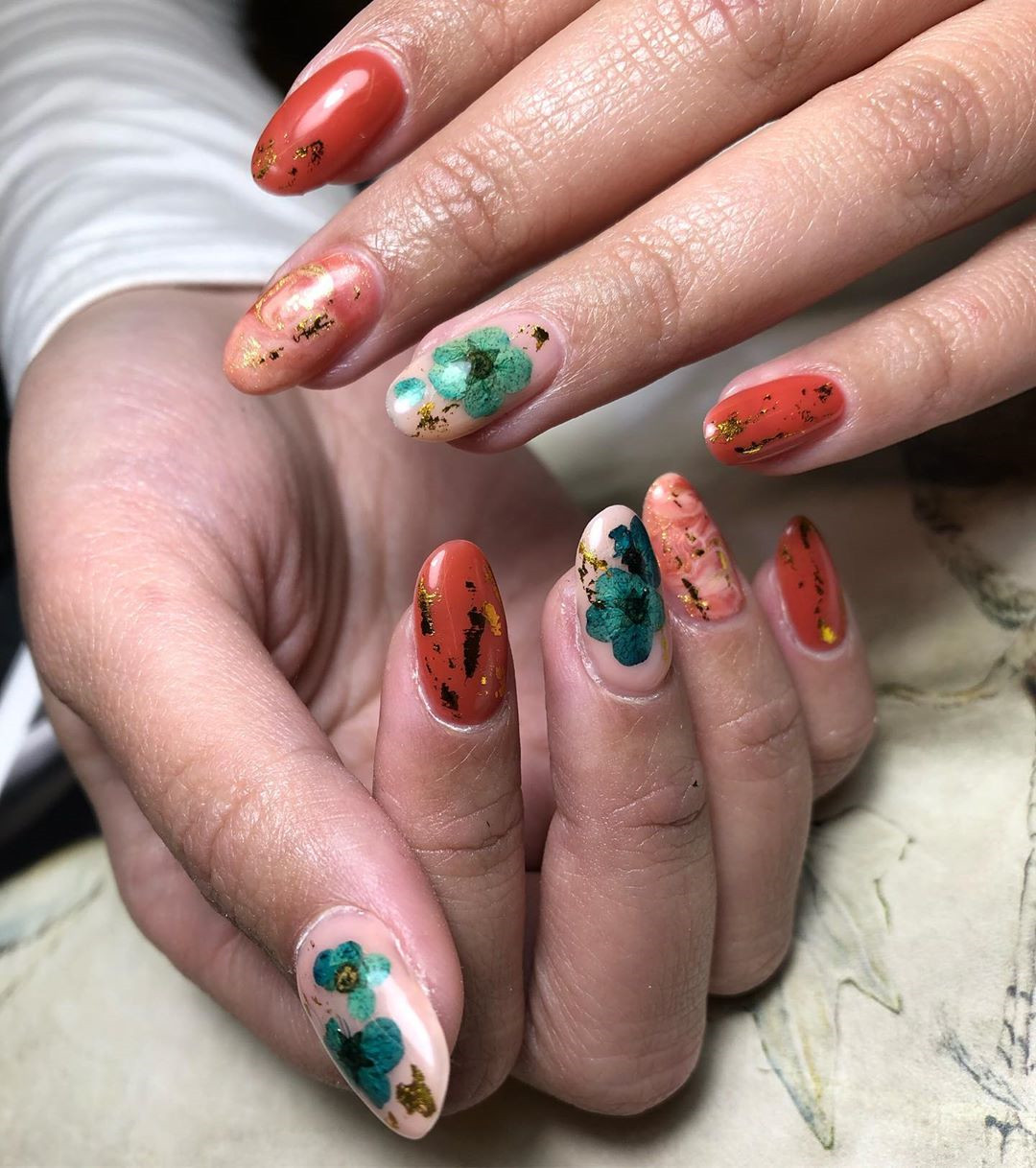 65 Pretty and Delicate Floral Nail Designs 2019  #nails #nailsdesign #nailsart #FloralNail #FlowerNail