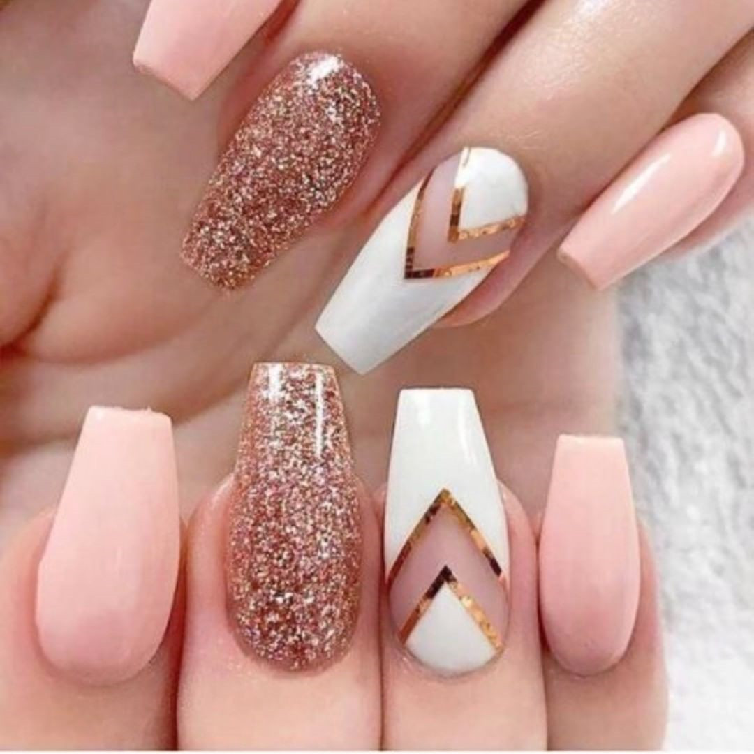 Pretty Acrylic Coffin Nails Designs Ideas for Summer,acrylic nails coffin ombre,coffin acrylic nails ideas,coffin acrylic nails long