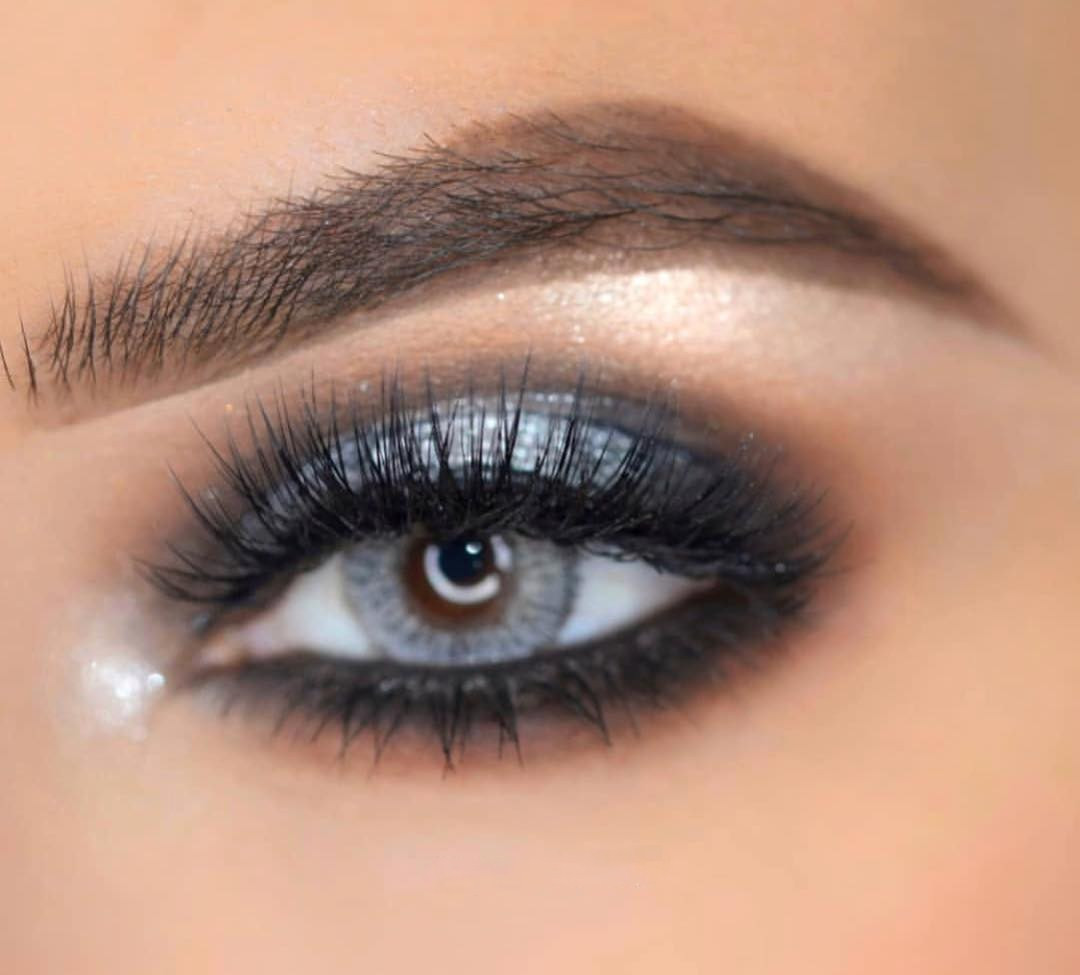 50 Coolest Party Makeup Looks to Try This Holiday Season