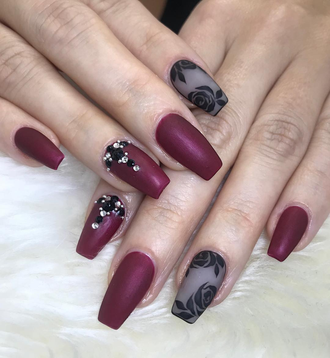 Pretty Nail Art Designs for Short Acrylic Nails,short acrylic nails coffin,short acrylic nails square,acrylic nail designs for spring,short acrylic nails almond