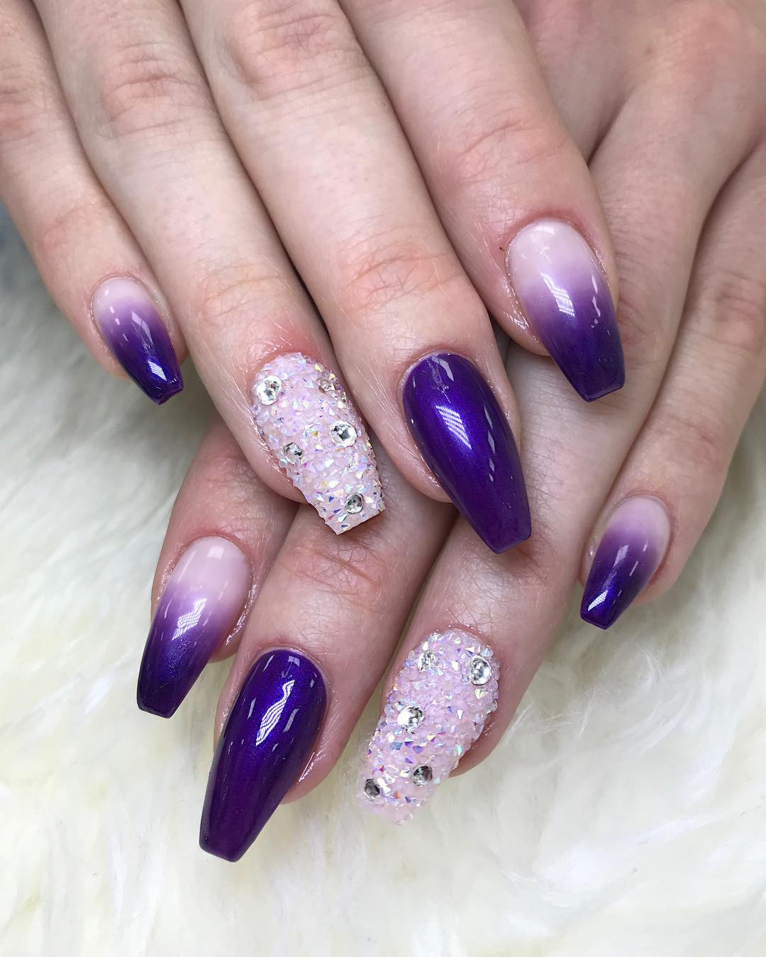 Pretty Nail Art Designs for Short Acrylic Nails,short acrylic nails coffin,short acrylic nails square,acrylic nail designs for spring,short acrylic nails almond