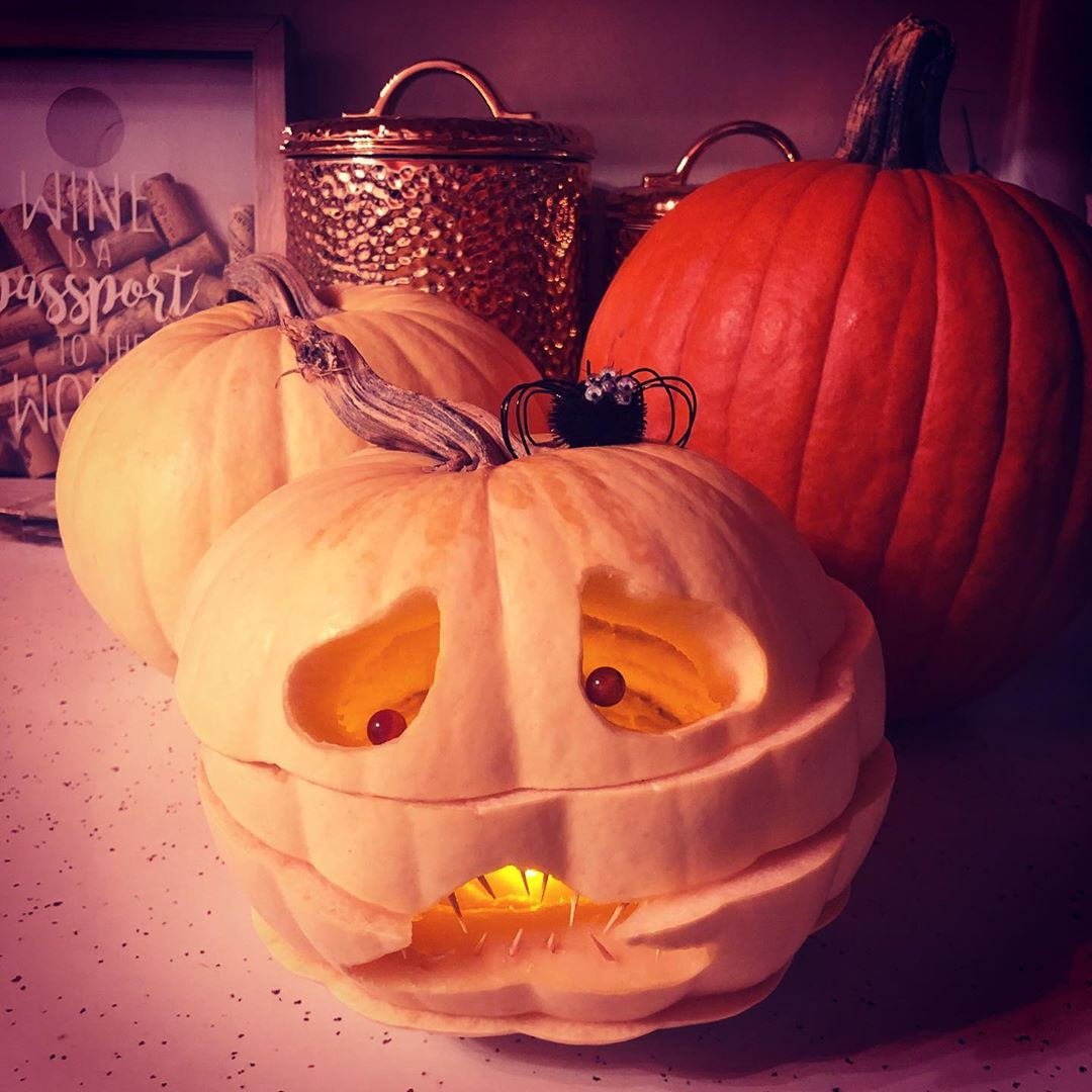 Pumpkin Carving ideas for Kids 2020,pumpkin carving ideas 2019,pumpkin carving for beginners,pumpkin,carving faces,pumpkin carving ideas 2018