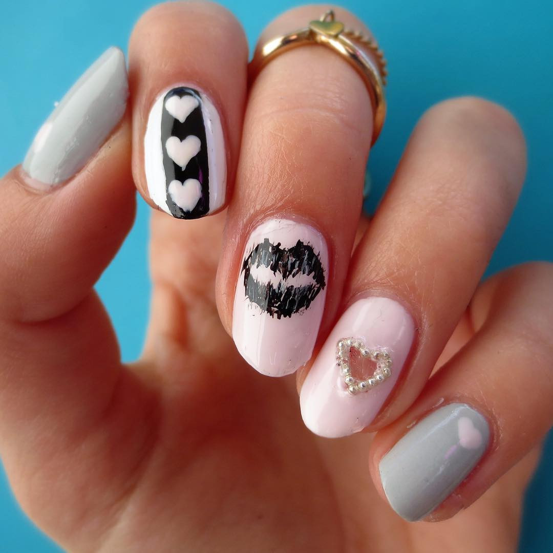 35 Valentine's Day Nail Designs You'll Fall Head Over Heels,valentines day nails 2020,valentines day nails coffin,valentines day nails 2020