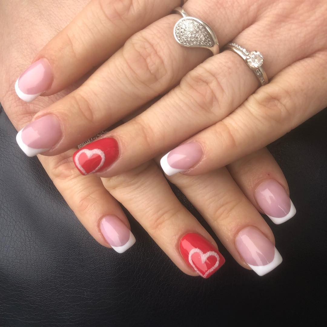 35 Valentine's Day Nail Designs You'll Fall Head Over Heels,valentines day nails 2020,valentines day nails coffin,valentines day nails 2020