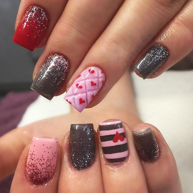 35 Valentine's Day Nail Designs You'll Fall Head Over Heels,valentines day nails 2020,valentines day nails coffin,valentines day nails 2020