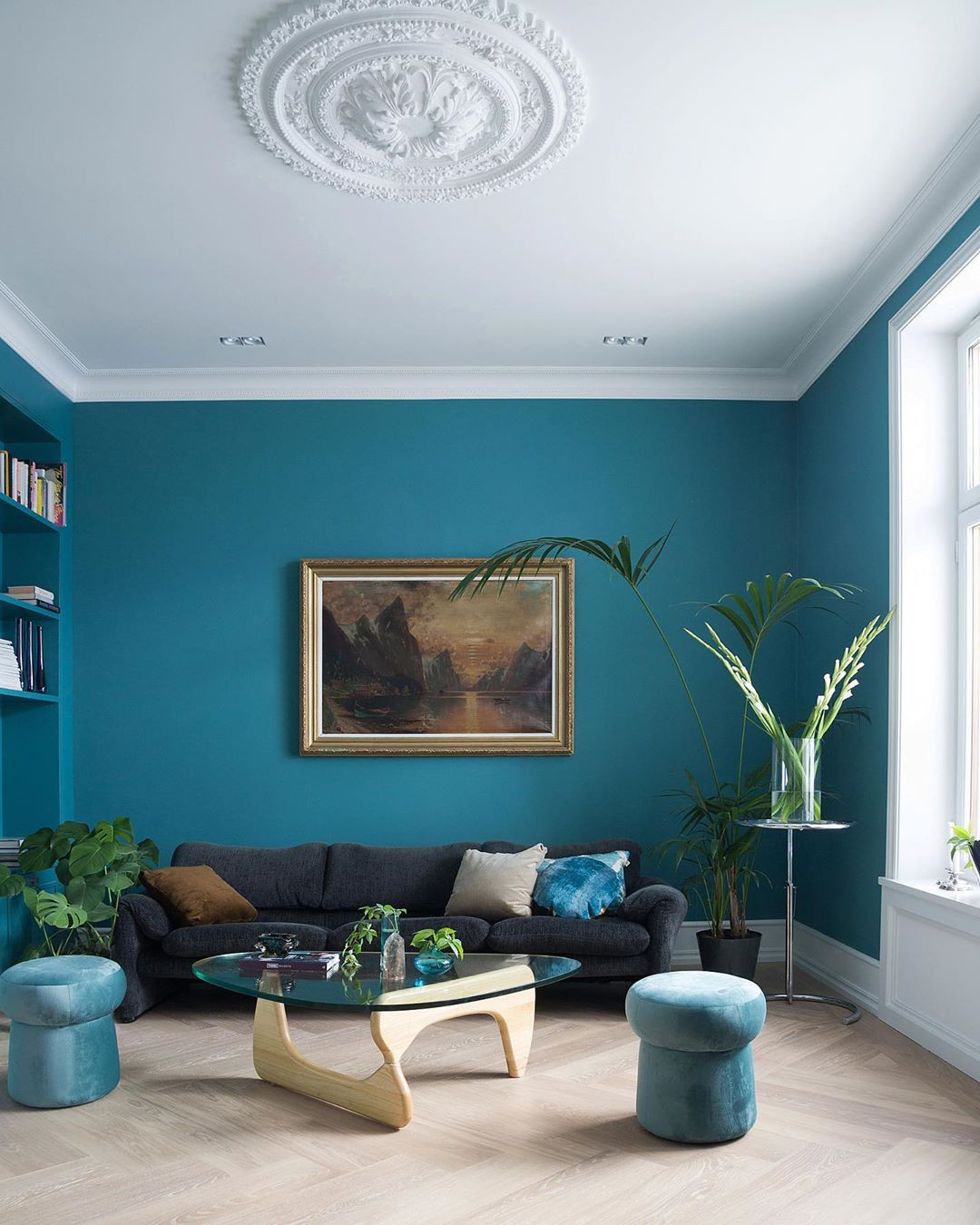 50  Best Blue Living Room for Gorgeous And Dlegant Spaces,navy blue living room ideas,grey and blue living room ideas,blue living room color schemes