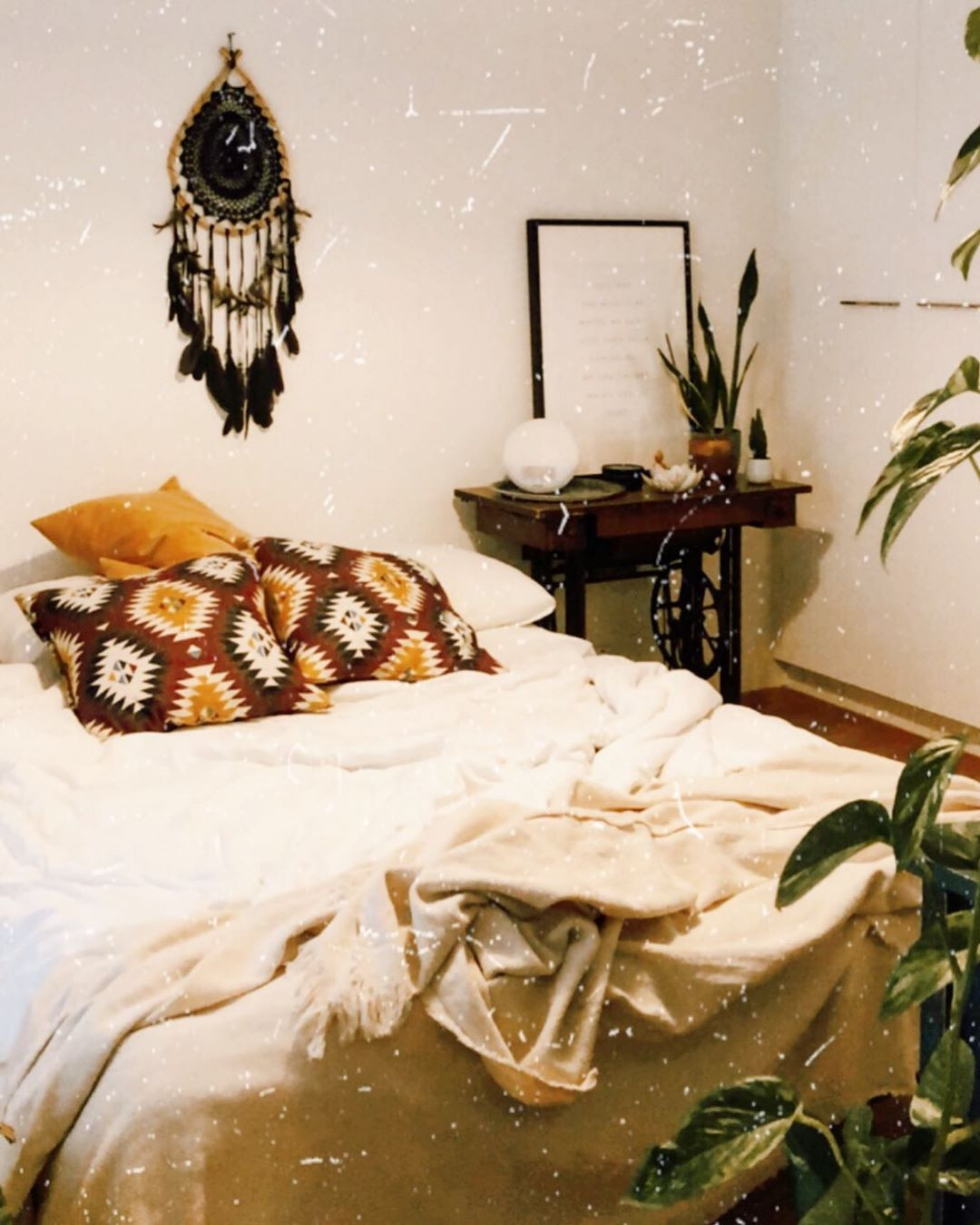 56 of The Best Bohemian Style Bedrooms,bohemian bedroom ideas on a budget,romantic bohemian bedroom